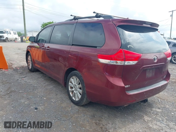 2014 Toyota Sienna Limited с VIN 5TDDK3DC8ES076877, выставлен на аукционе IAAI как лот 42262241 с пробегом 215 928 миль миль и . История ставок и продаж доступна на DreamBid. Изображение 3.