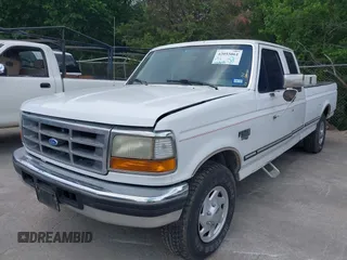 1996 Ford F-250 with VIN 1FTHX25F4TEB61031, listed as a IAAI auction lot 42055061 with 338,618 mi miles. Bid and sale history available at carsss.com. Image 2.