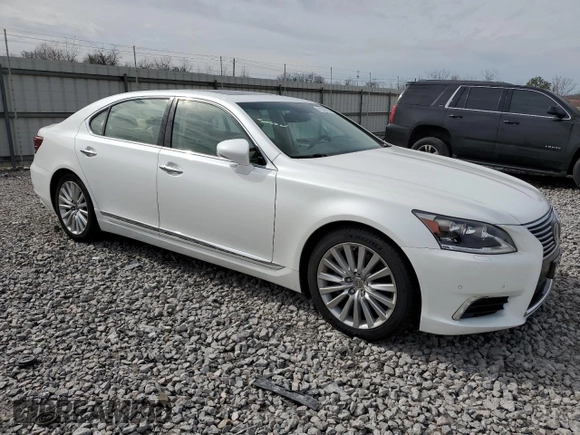 2014 Lexus LS 460 L with VIN JTHDL5EF4E5006895, listed as a Copart auction lot 41365124 with 116,785 mi miles and Salvage title. Bid and sale history available at DreamBid. Image 4.