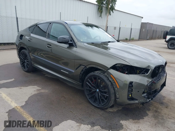2024 BMW X6 M60i with VIN 5UX43EX06R9U42705, listed as a IAAI auction lot 40359439 with 9,071 mi miles. Bid and sale history available at carsss.com. Image 1.