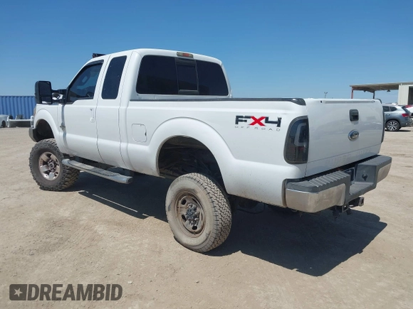 2011 Ford Super Duty F-250 SRW XL with VIN 1FT7X2BT8BEA50325, listed as a IAAI auction lot 41967600 with 189,932 mi miles. Bid and sale history available at carsss.com. Image 3.