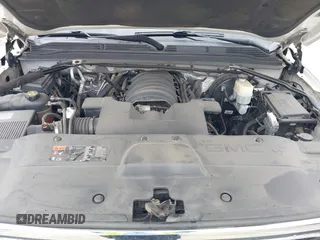 2015 GMC Yukon SLT with VIN 1GKS1BKC3FR102961, listed as a IAAI auction lot 41872717 with 1 mi miles. Bid and sale history available at carsss.com. Image 10.
