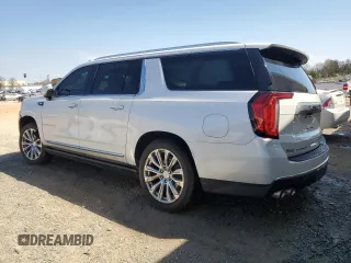 2022 GMC Yukon XL Denali with VIN 1GKS2JKL8NR192940, listed as a Copart auction lot 50654785 with 70,962 mi miles and Salvage Title. Bid and sale history available at carsss.com. Image 2.