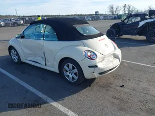 2007 Volkswagen Beetle with VIN 3VWRF31Y47M404273, listed as a IAAI auction lot 41694528 with 125,070 mi miles and . Bid and sale history available at DreamBid. Image 3.