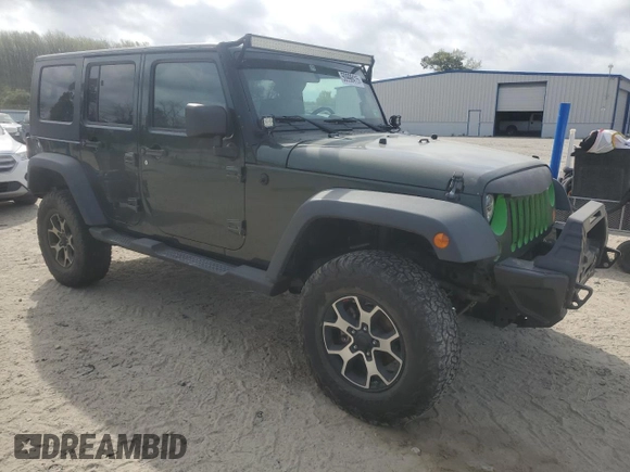 2010 Jeep Wrangler Unlimited Sahara with VIN 1J4BA5H1XAL146481, listed as a Copart auction lot 50998415 with 188,915 mi miles and Clean Title. Bid and sale history available at carsss.com. Image 5.