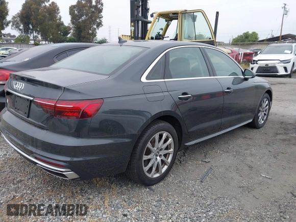 2020 Audi A4 Premium z VIN WAUGMAF46LN004092, wystawiony jako IAAI lot #42078484 z przebiegiem 53 273 mil mil oraz . Historia ofert i sprzedaży dostępna na DreamBid. Obrazek 4.