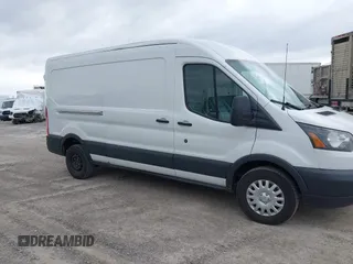 2017 Ford Transit с VIN 1FTYR2CM9HKA86461, выставлен на аукционе IAAI как лот 41883810 с пробегом 132 044 миль миль и . История ставок и продаж доступна на DreamBid. Изображение 17.