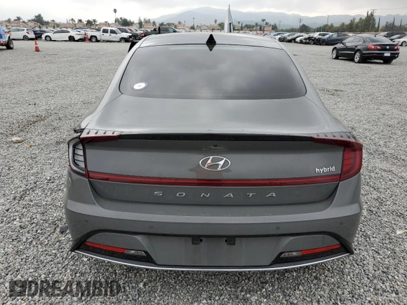 2020 Hyundai Sonata Hybrid Limited with VIN KMHL54JJXLA013913, listed as a Copart auction lot 68998073 with 115,396 mi miles. Bid and sale history available at carsss.com. Image 6.