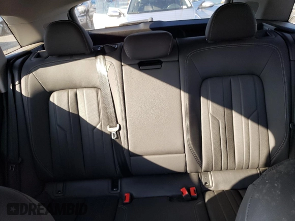 2019 Audi e-tron Premium Plus z VIN WA1LAAGEXKB011980, wystawiony jako Copart lot #44631595 z przebiegiem 68 699 mil mil oraz Szkoda całkowita • Salvage title. Historia ofert i sprzedaży dostępna na DreamBid. Obrazek 10.