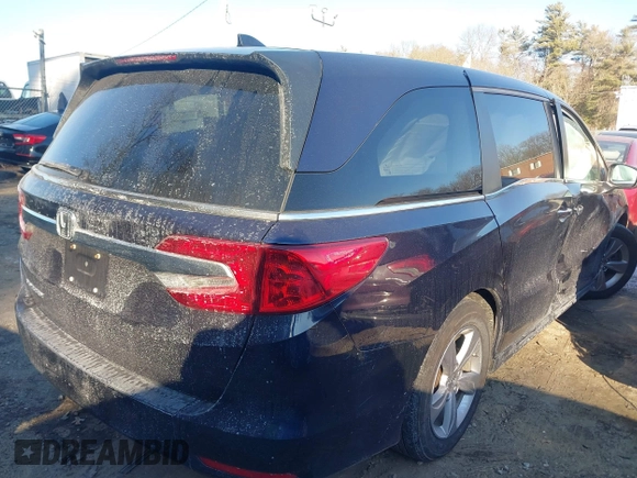 2018 Honda Odyssey EX-L with VIN 5FNRL6H72JB100736, listed as a IAAI auction lot 41350954 with 113,504 mi miles. Bid and sale history available at carsss.com. Image 4.