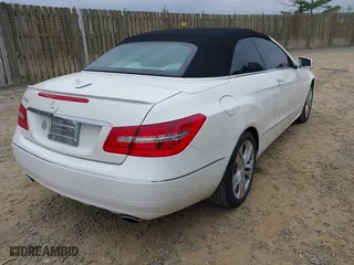 2011 Mercedes-Benz E-Class E 350 with VIN WDDKK5GF6BF055360, listed as a IAAI auction lot 42007061 with 99,238 mi miles. Bid and sale history available at carsss.com. Image 4.