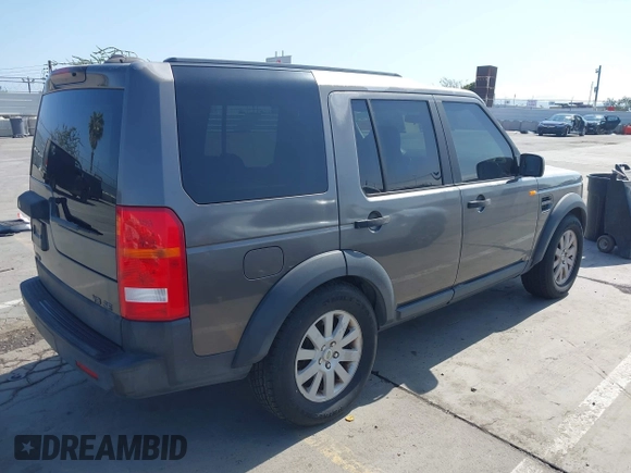 2006 Land Rover LR3 SE with VIN SALAE25406A403064, listed as a IAAI auction lot 42595982 with 236,497 mi miles and . Bid and sale history available at DreamBid. Image 4.