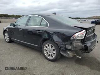 2010 Volvo S80 I6 with VIN YV1982AS8A1116886, listed as a Copart auction lot 72563974 with 122,117 mi miles and Salvage Title. Bid and sale history available at carsss.com. Image 2.
