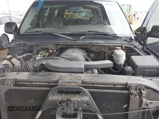 2004 Chevrolet Suburban LT with VIN 1GNEC16Z34J133058, listed as a IAAI auction lot 41200786 with 254,131 mi miles. Bid and sale history available at carsss.com. Image 10.