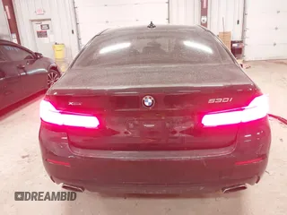 2021 BMW 5 Series 530i xDrive with VIN WBA13BJ09MCF64918, listed as a IAAI auction lot 41749529 with 90,076 mi miles and . Bid and sale history available at carsss.com. Image 16.