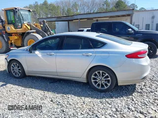 2017 Ford Fusion SE with VIN 3FA6P0HD6HR253807, listed as a IAAI auction lot 41679492 with 146,023 mi miles. Bid and sale history available at carsss.com. Image 14.