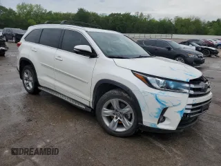 2017 Toyota Highlander Limited with VIN 5TDYZRFH5HS211889, listed as a Copart auction lot 54254785 with 96,914 mi miles and Salvage title. Bid and sale history available at DreamBid. Image 4.