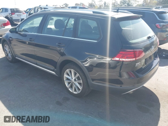 2018 Volkswagen Golf S z VIN 3VWH17AU4JM750975, wystawiony jako IAAI lot #41590132 z przebiegiem 51 479 mil mil oraz . Historia ofert i sprzedaży dostępna na DreamBid. Obrazek 3.