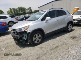 2020 Chevrolet Trax LT z VIN KL7CJLSB3LB017892, wystawiony jako Copart lot #56946215 z przebiegiem 51 131 mil mil oraz Szkoda całkowita • Salvage title. Historia ofert i sprzedaży dostępna na DreamBid. Obrazek 1.