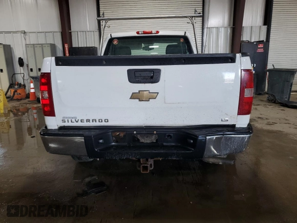 2008 Chevrolet Silverado 1500 Work Truck with VIN 1GCEC14C18Z226305, listed as a Copart auction lot 44736615 with 348,256 mi miles and Salvage Title. Bid and sale history available at carsss.com. Image 6.