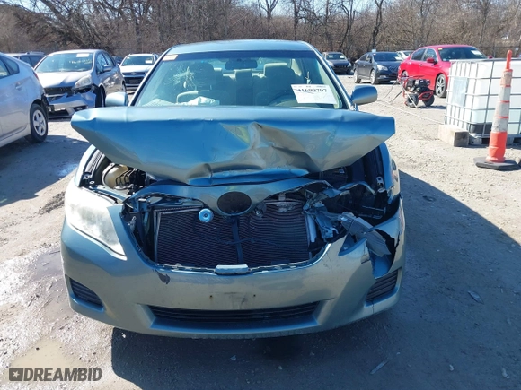 2011 Toyota Camry LE with VIN 4T1BK3EK1BU618272, listed as a IAAI auction lot 41690797 with 130,686 mi miles. Bid and sale history available at carsss.com. Image 12.