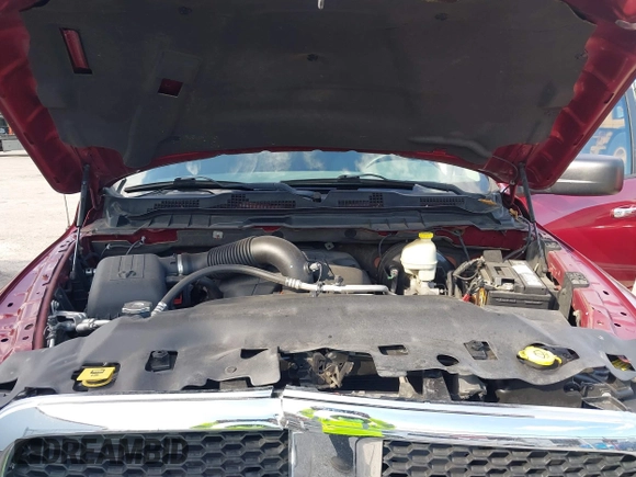 2014 Ram 1500 SLT z VIN 1C6RR6GT1ES184562, wystawiony jako IAAI lot #41583461 z przebiegiem 138 594 mil mil oraz . Historia ofert i sprzedaży dostępna na DreamBid. Obrazek 10.