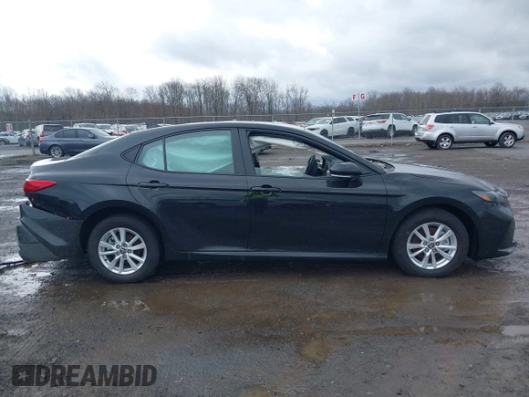 2025 Toyota Camry LE with VIN 4T1DAACK8SU500304, listed as a IAAI auction lot 41907504 with 6 mi miles and . Bid and sale history available at DreamBid. Image 14.