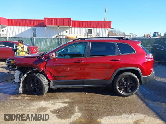 2021 Jeep Cherokee Altitude with VIN 1C4PJMLB1MD178417, listed as a IAAI auction lot 40769358 with 111,542 mi miles. Bid and sale history available at carsss.com. Image 15.