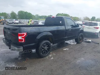 2019 Ford F-150 XL z VIN 1FTMF1CB7KKD87222, wystawiony jako IAAI lot #41955665 z przebiegiem 129 786 mil mil oraz . Historia ofert i sprzedaży dostępna na DreamBid. Obrazek 4.