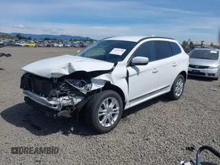 2016 Volvo XC60 T5 Drive-E z VIN YV440MDJ8G2811035, wystawiony jako IAAI lot #42124789 z przebiegiem 105 710 mil mil oraz . Historia ofert i sprzedaży dostępna na DreamBid. Obrazek 2.