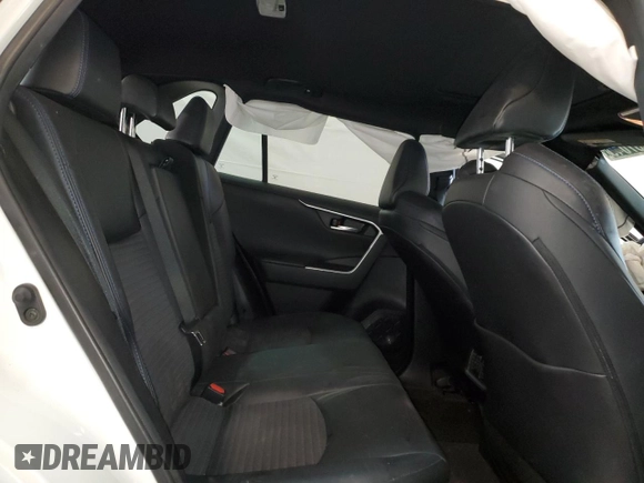2021 Toyota RAV4 Hybrid XSE with VIN 2T3E6RFV5MW017938, listed as a Copart auction lot 47437045 with 39,149 mi miles and Clean title. Bid and sale history available at DreamBid. Image 11.
