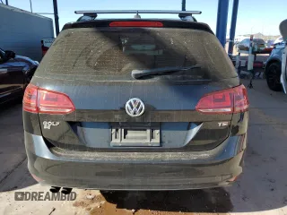 2016 Volkswagen Golf TSI Limited Edition Edition z VIN 3VWC17AU4GM516743, wystawiony jako Copart lot #50269945 z przebiegiem 129 221 mil mil oraz Szkoda całkowita • Salvage title. Historia ofert i sprzedaży dostępna na DreamBid. Obrazek 6.