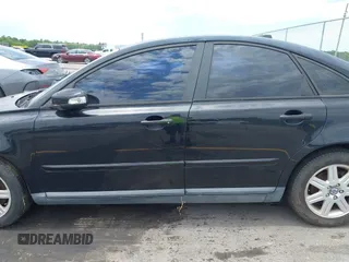 2007 Volvo S40 2.4L z VIN YV1MS382972260828, wystawiony jako IAAI lot #42312374 z przebiegiem 129 152 mil mil oraz . Historia ofert i sprzedaży dostępna na DreamBid. Obrazek 6.
