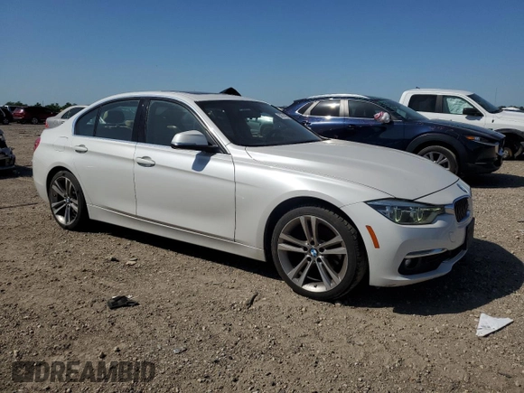 2018 BMW 3 Series 330i z VIN WBA8B9G59JNU98137, wystawiony jako Copart lot #50791405 z przebiegiem 109 232 mil mil oraz Szkoda całkowita • Salvage title. Historia ofert i sprzedaży dostępna na DreamBid. Obrazek 4.
