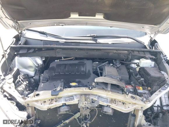 2014 Toyota Highlander XLE with VIN 5TDKKRFH9ES031689, listed as a IAAI auction lot 41614992 with 175,162 mi miles. Bid and sale history available at carsss.com. Image 10.