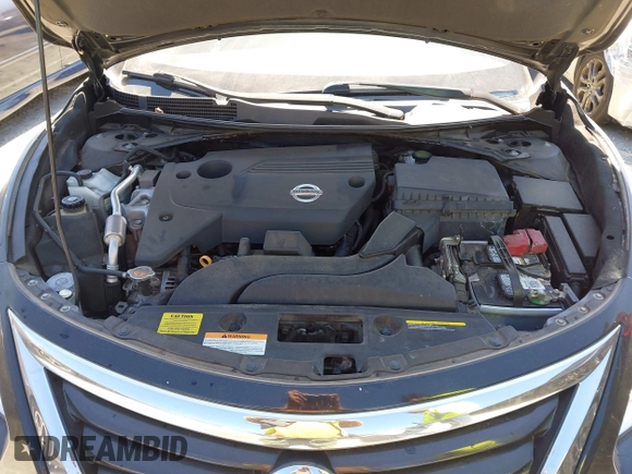2013 Nissan Altima 2.5 S with VIN 1N4AL3AP9DC284375, listed as a IAAI auction lot 41849971 with 147,874 mi miles and . Bid and sale history available at carsss.com. Image 10.