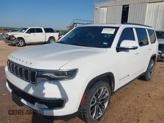 2022 Jeep Wagoneer Series III with VIN 1C4SJVDT7NS108523, listed as a IAAI auction lot 41996999 with 98,512 mi miles and . Bid and sale history available at DreamBid. Image 6.
