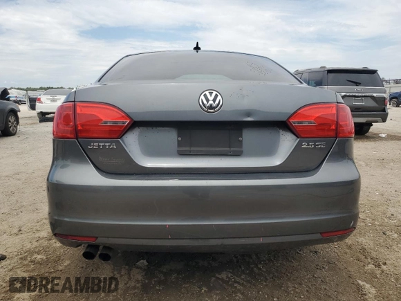 2013 Volkswagen Jetta SE с VIN 3VWDX7AJ7DM426295, выставлен на аукционе Copart как лот 55739005 с пробегом 212 804 миль миль и Списание • Salvage title. История ставок и продаж доступна на DreamBid. Изображение 6.