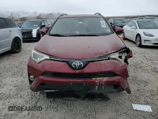 2018 Toyota RAV4 XLE with VIN JTMRFREV7JD252112, listed as a Copart auction lot 43088555 with 77,509 mi miles and Salvage Title. Bid and sale history available at carsss.com. Image 5.