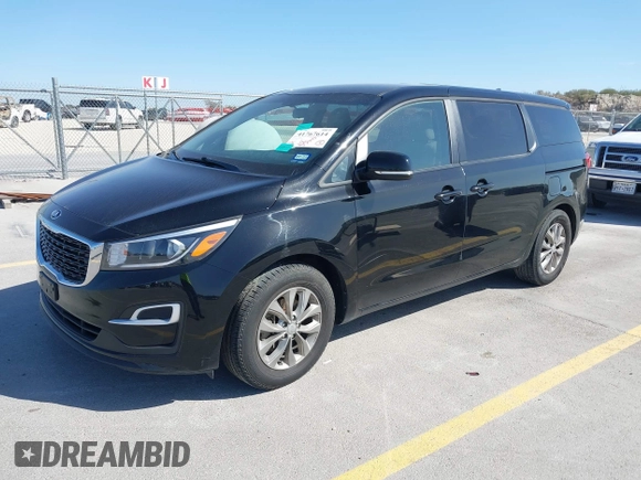 2020 Kia Sedona EX with VIN KNDMB5C18L6581794, listed as a IAAI auction lot 41767614 with 131,009 mi miles. Bid and sale history available at carsss.com. Image 21.