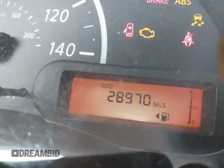 2018 Nissan Versa SV z VIN 3N1CN7AP2JL838184, wystawiony jako IAAI lot #42244204 z przebiegiem 28 970 mil mil oraz . Historia ofert i sprzedaży dostępna na DreamBid. Obrazek 14.