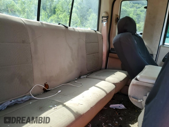 2006 Ford F-250 XL with VIN 1FTSX21P56ED46519, listed as a Copart auction lot 57041415 with 193,834 mi miles and Non repairable. Bid and sale history available at DreamBid. Image 10.