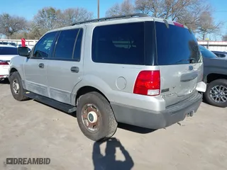 2004 Ford Expedition XLS with VIN 1FMRU13W64LB51765, listed as a IAAI auction lot 41760670 with 84,333 mi miles. Bid and sale history available at carsss.com. Image 3.