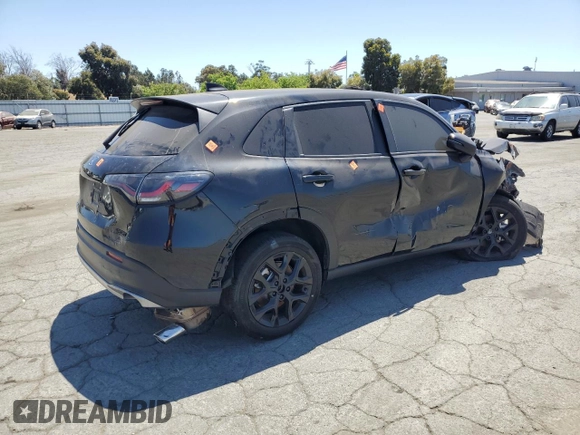 2024 Honda HR-V Sport z VIN 3CZRZ1H56RM736190, wystawiony jako Copart lot #62719065 z przebiegiem 13 283 mil mil oraz Szkoda całkowita • Salvage title. Historia ofert i sprzedaży dostępna na DreamBid. Obrazek 3.