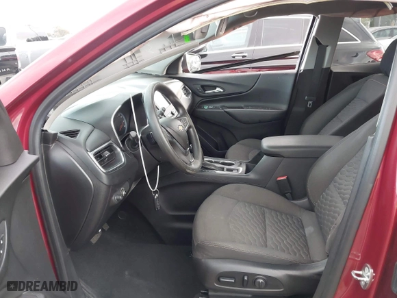 2018 Chevrolet Equinox LT with VIN 2GNAXJEV1J6129715, listed as a IAAI auction lot 41546715 with 143,941 mi miles. Bid and sale history available at carsss.com. Image 5.