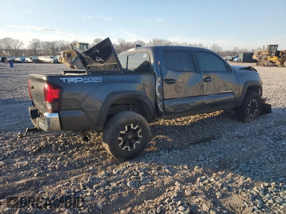 2020 Toyota Tacoma SR5 z VIN 3TMCZ5AN2LM309531, wystawiony jako Copart lot #46415625 z przebiegiem 124 426 mil mil oraz Szkoda całkowita • Salvage title. Historia ofert i sprzedaży dostępna na DreamBid. Obrazek 3.