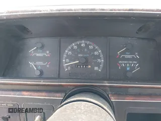 1990 Ford F-150 с VIN 1FTDF15Y0LLB15639, выставлен на аукционе IAAI как лот 42384573 с пробегом 94 885 миль миль и . История ставок и продаж доступна на DreamBid. Изображение 7.
