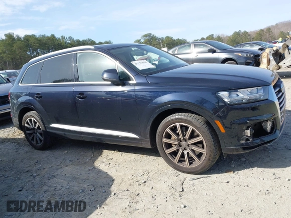 2017 Audi Q7 Prestige with VIN WA1VAAF75HD011877, listed as a IAAI auction lot 41751558 with 90,615 mi miles. Bid and sale history available at carsss.com. Image 13.