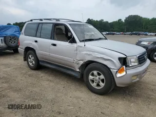 1999 Toyota Land Cruiser z VIN JT3HT05J9X0055914, wystawiony jako Copart lot #57261305 z przebiegiem 196 265 mil mil oraz Szkoda całkowita • Salvage title. Historia ofert i sprzedaży dostępna na DreamBid. Obrazek 4.