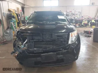 2013 Ford Explorer Limited with VIN 1FM5K8F84DGA84084, listed as a IAAI auction lot 41859534 with 220,437 mi miles. Bid and sale history available at carsss.com. Image 12.